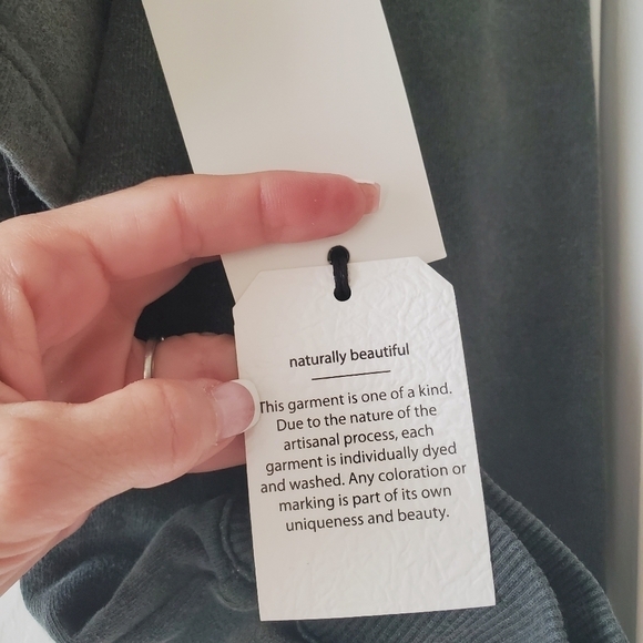 7FAMK 7 For All Mankind Women's Cropped Ruffle Shoulder Dark Gray Sweatshirt - Picture 9 of 14